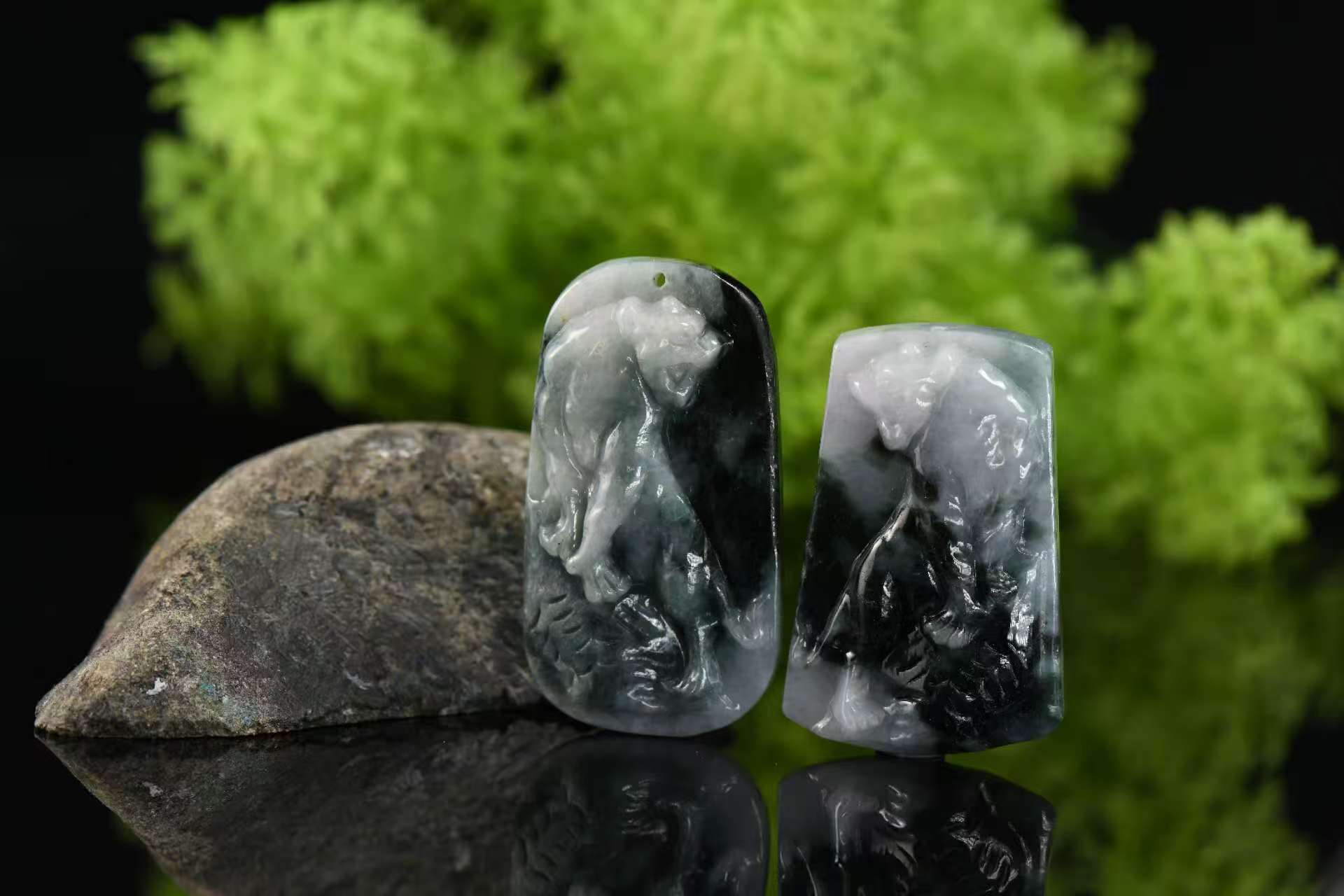 瑞虎镇运 天然 A 货翡翠虎牌吊坠系列（单）