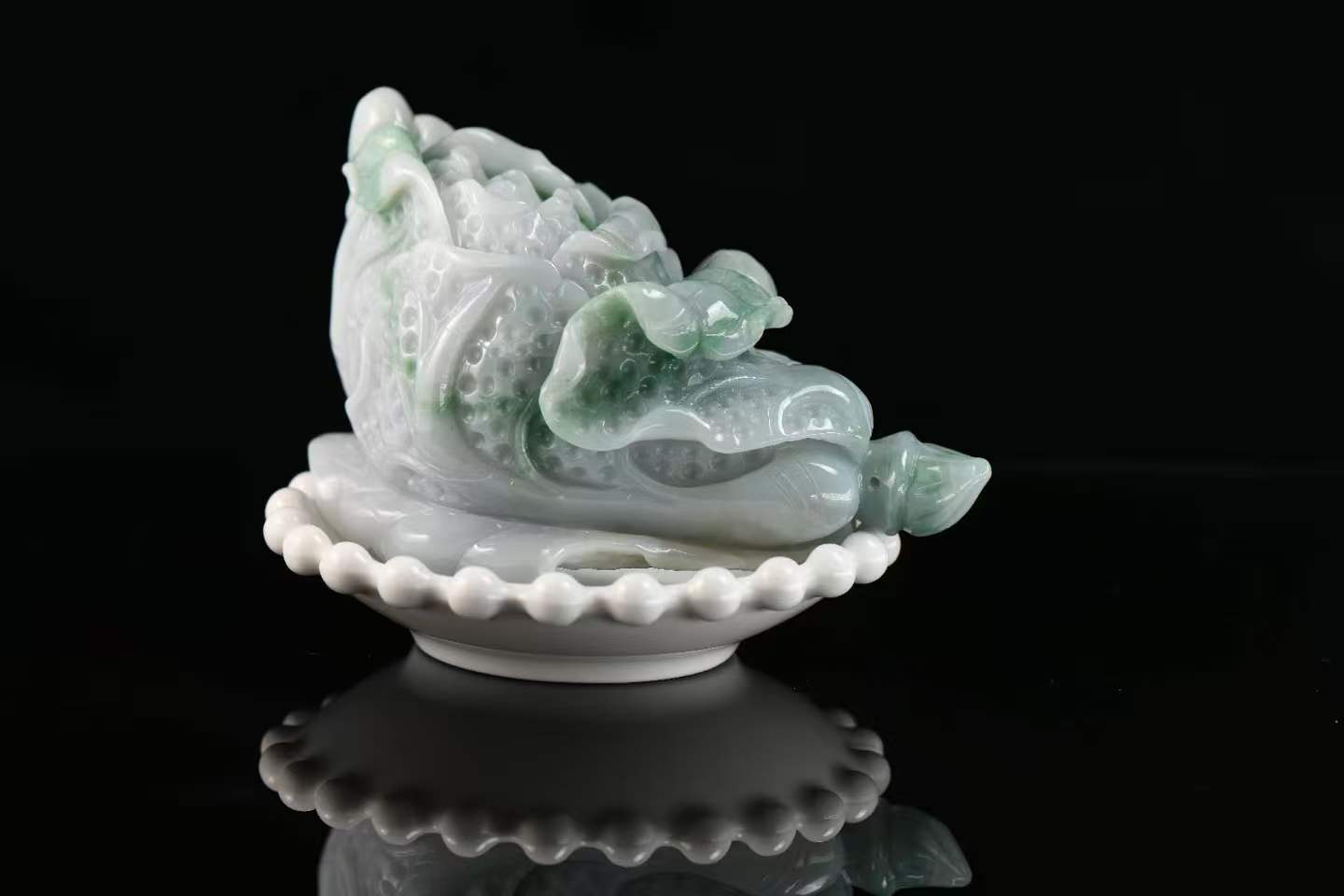 百财聚福 天然 A 货翡翠白菜摆件