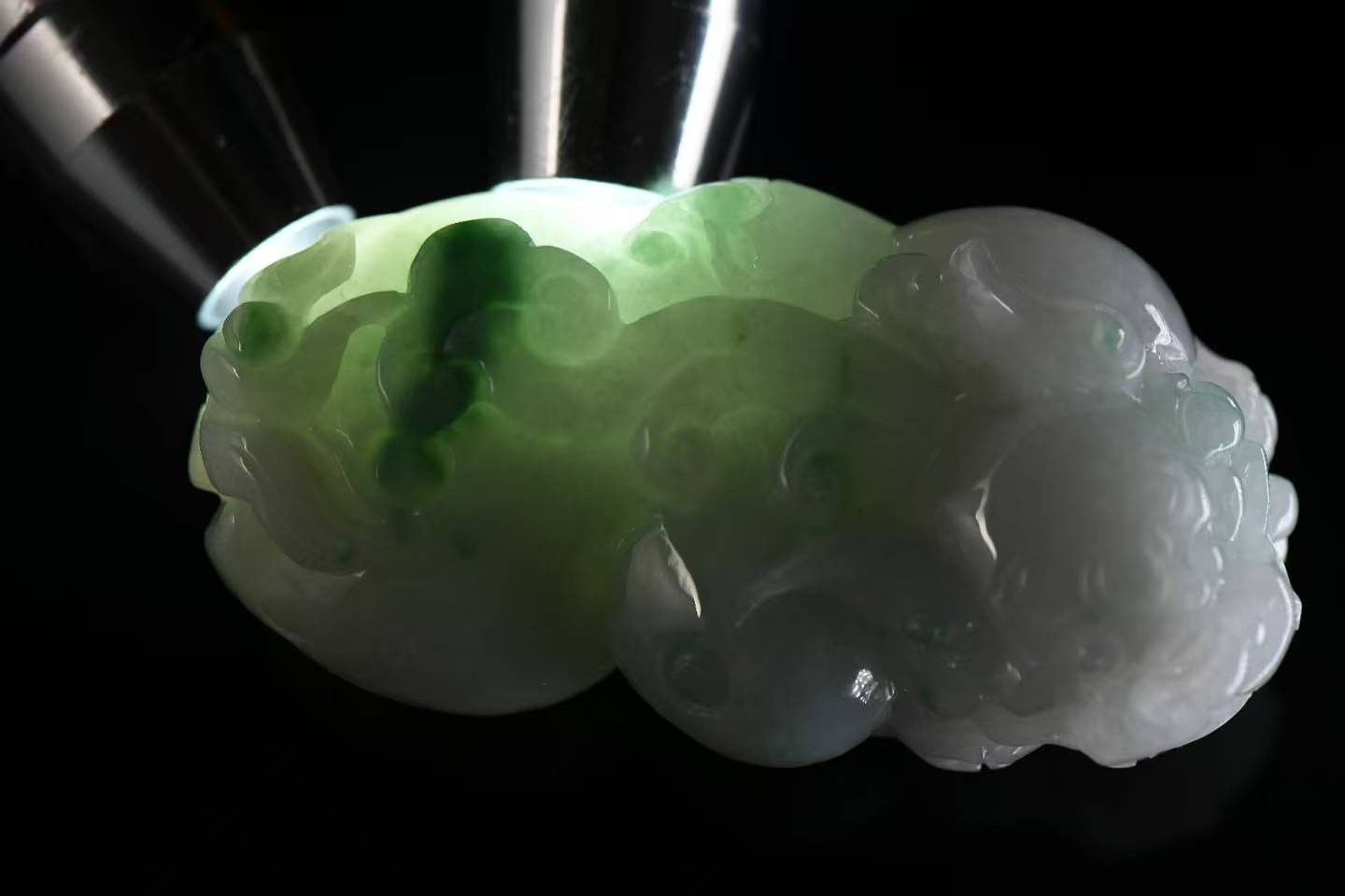 Pixiu Fortune Guard Jade Handheld Decor - Natural Grade A Jadeite Handpiece