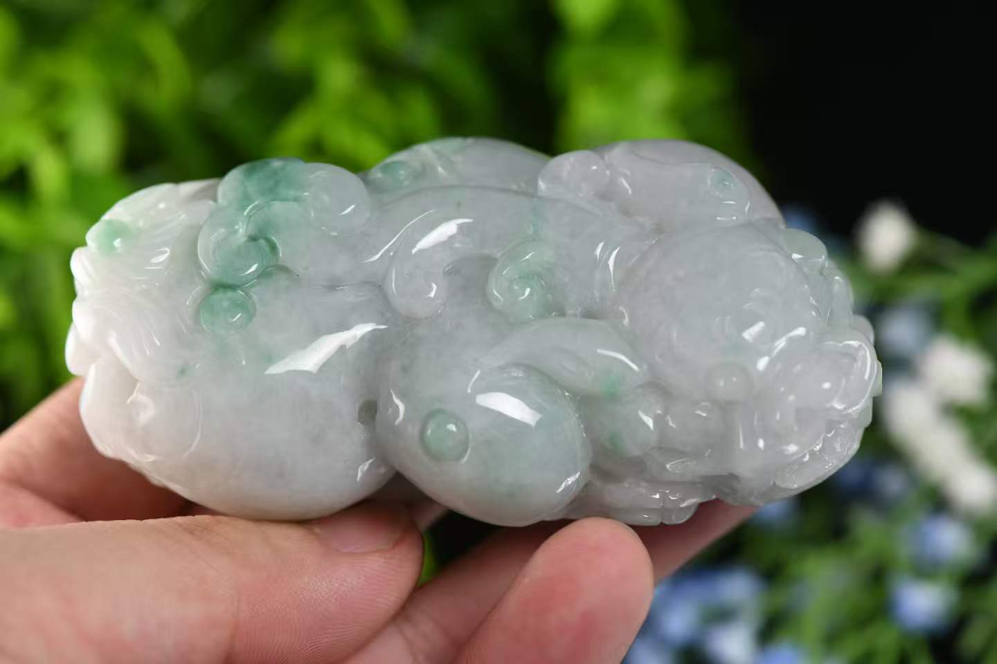 Pixiu Fortune Guard Jade Handheld Decor - Natural Grade A Jadeite Handpiece