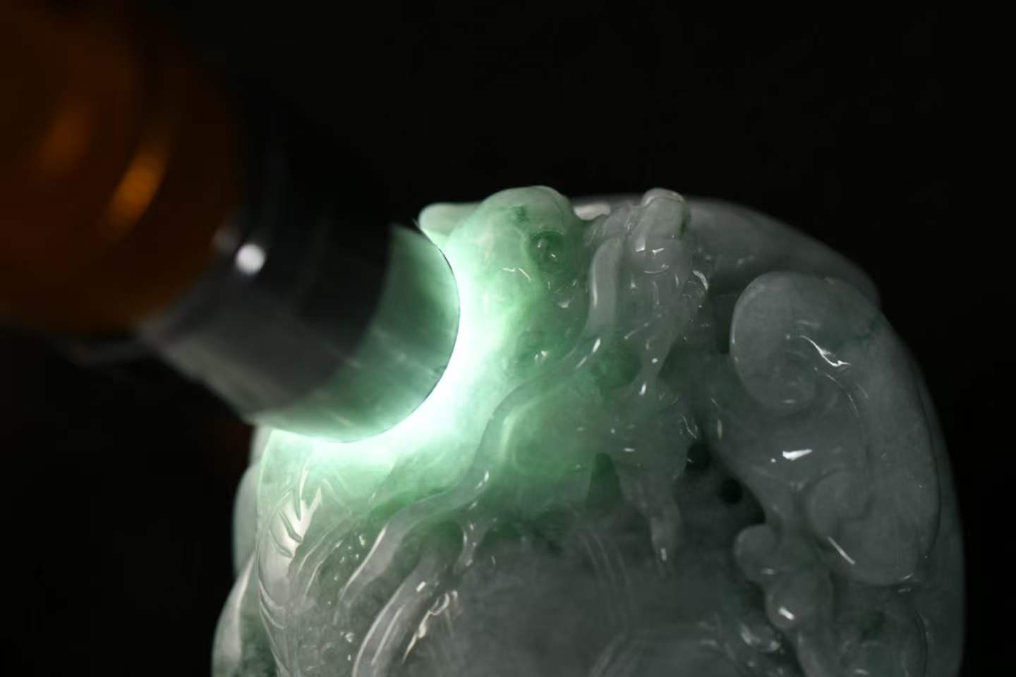 Dragon-Turtle Fortune Guard Jade Handheld Decor - Natural Grade A Jadeite Handpiece