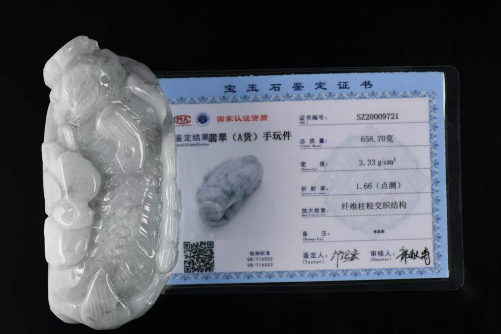 貔貅镇财 天然 A 货翡翠貔貅摆件
