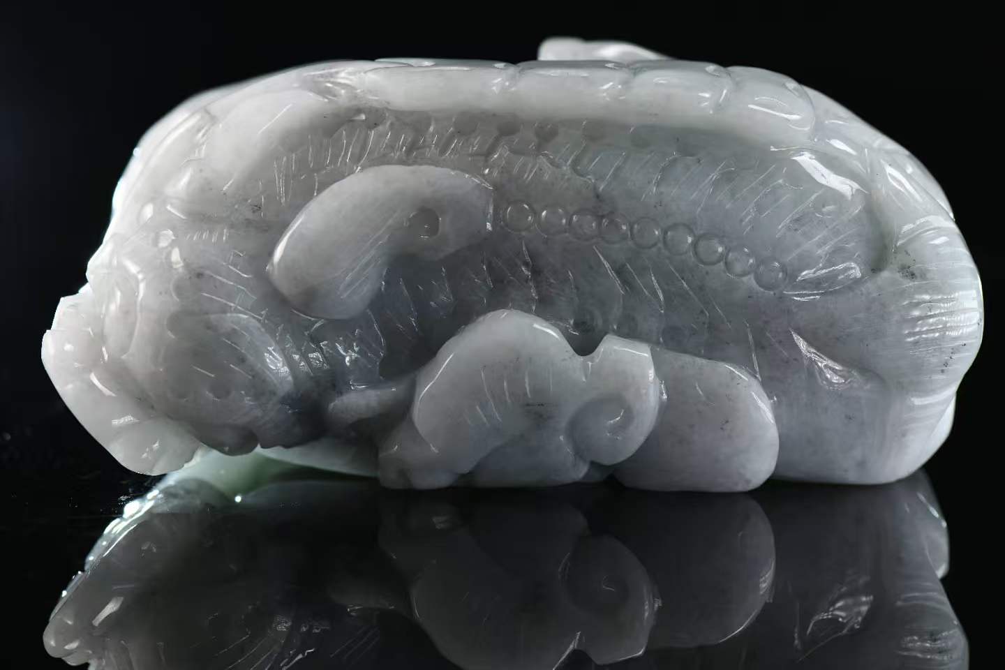 貔貅镇财 天然 A 货翡翠貔貅摆件