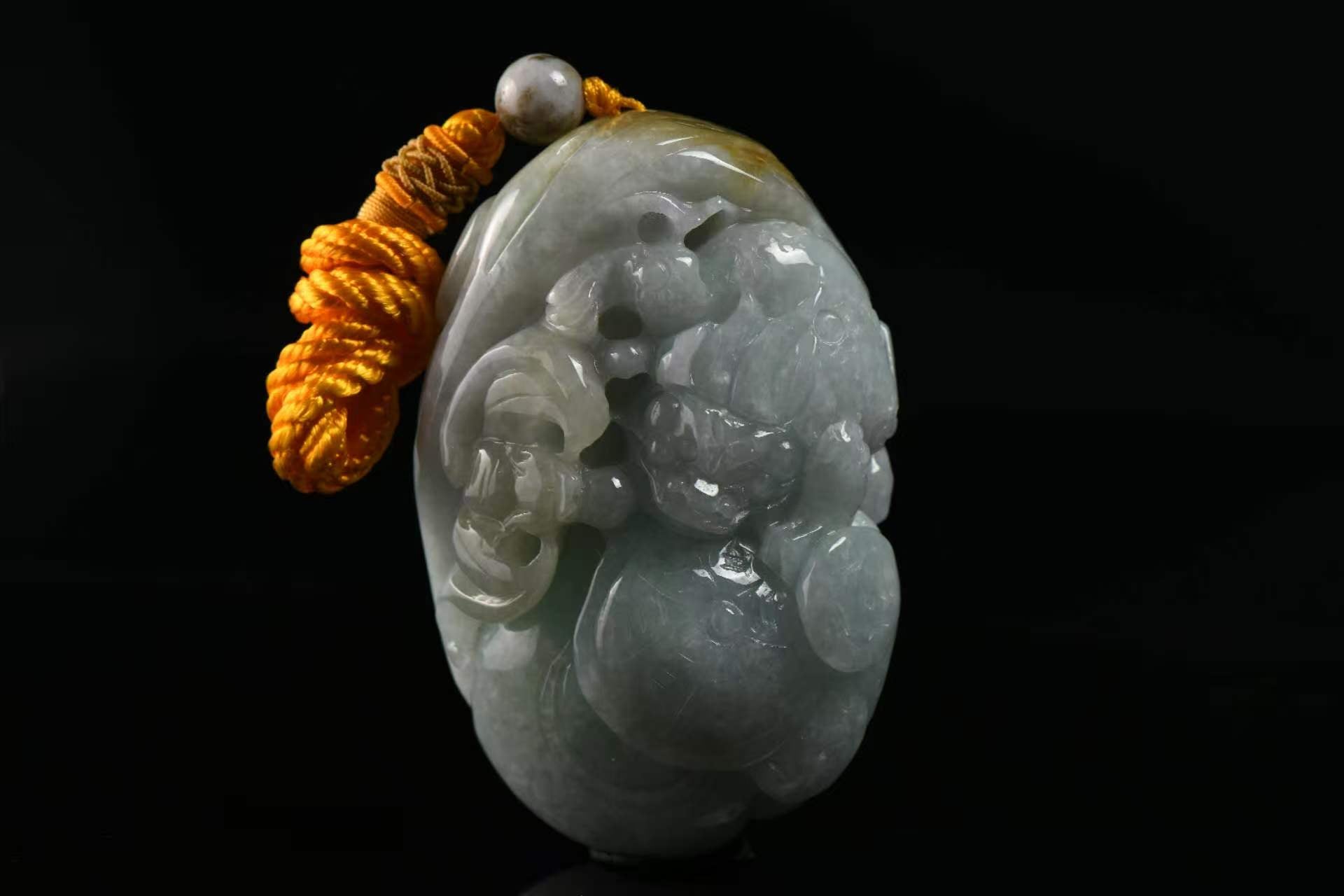 带皮貔貅纳财 天然 A 货翡翠貔貅手把件