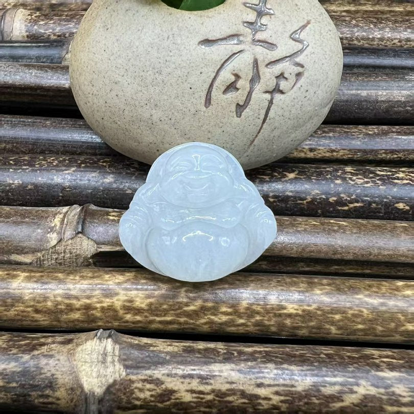 冰糯晴水笑佛吊坠 天然 A 货翡翠弥勒佛挂坠