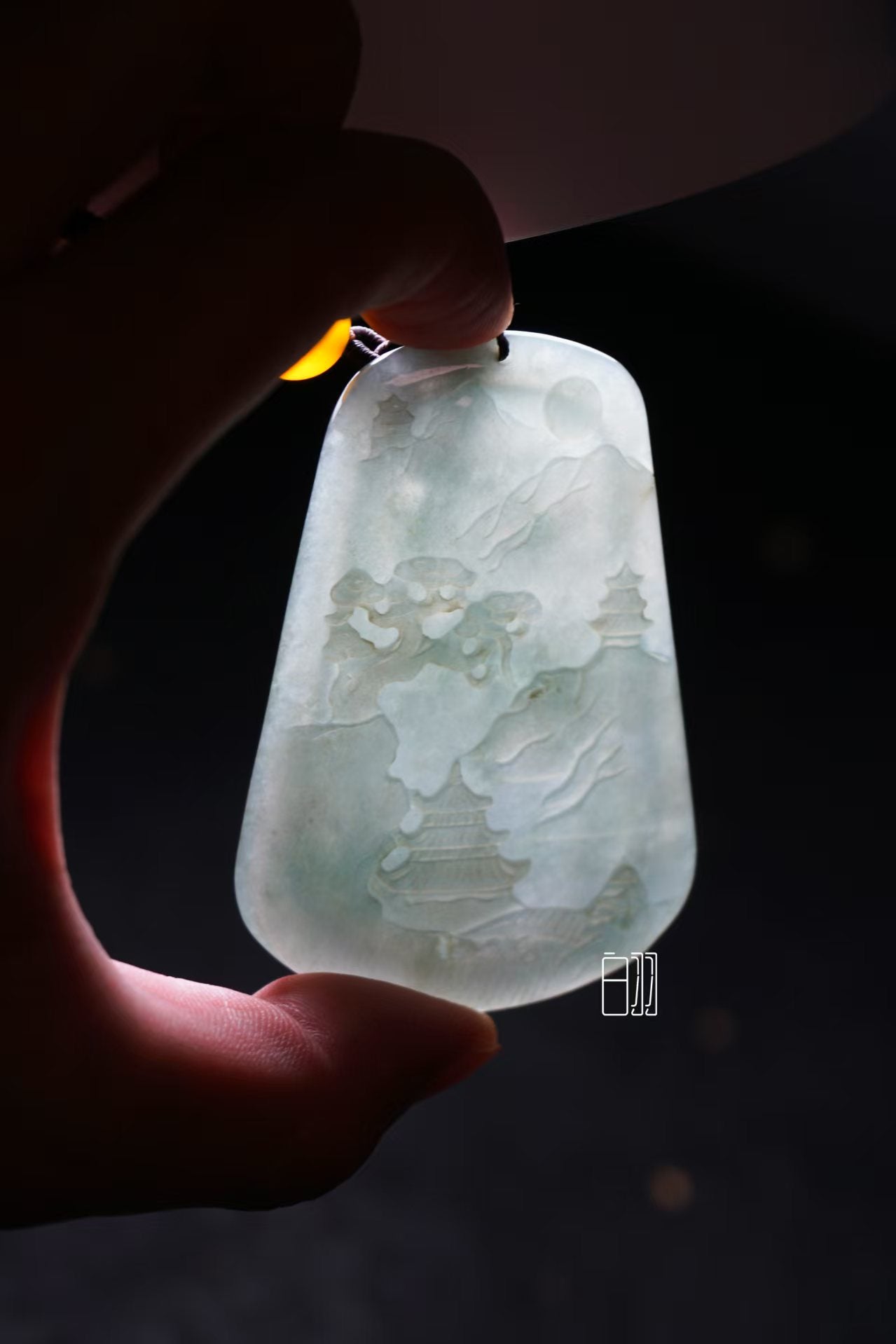 翠亭松月 天然 A 货翡翠山水挂坠