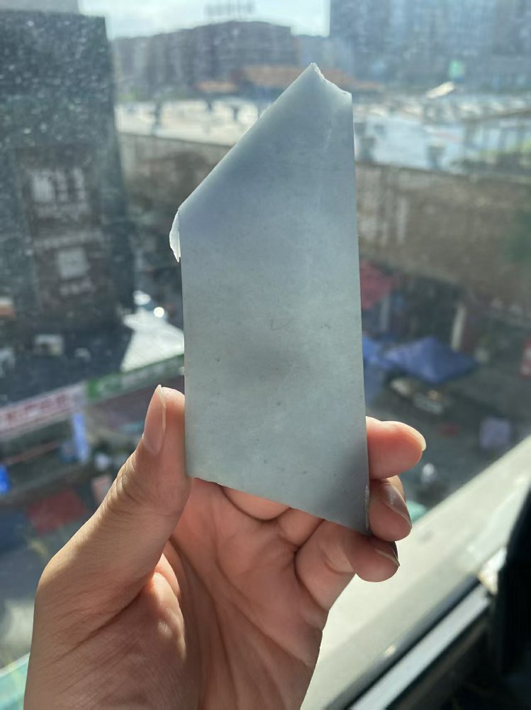冰底淡蓝翡翠料 天然 A 货冰透原石小料