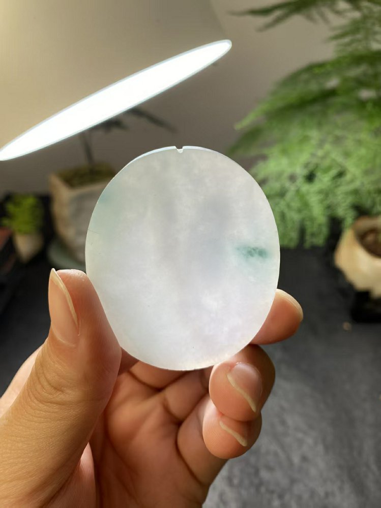 冰底飘花翡翠圆牌料 天然 A 货冰种飘花原石明料