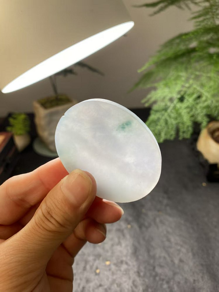冰底飘花翡翠圆牌料 天然 A 货冰种飘花原石明料