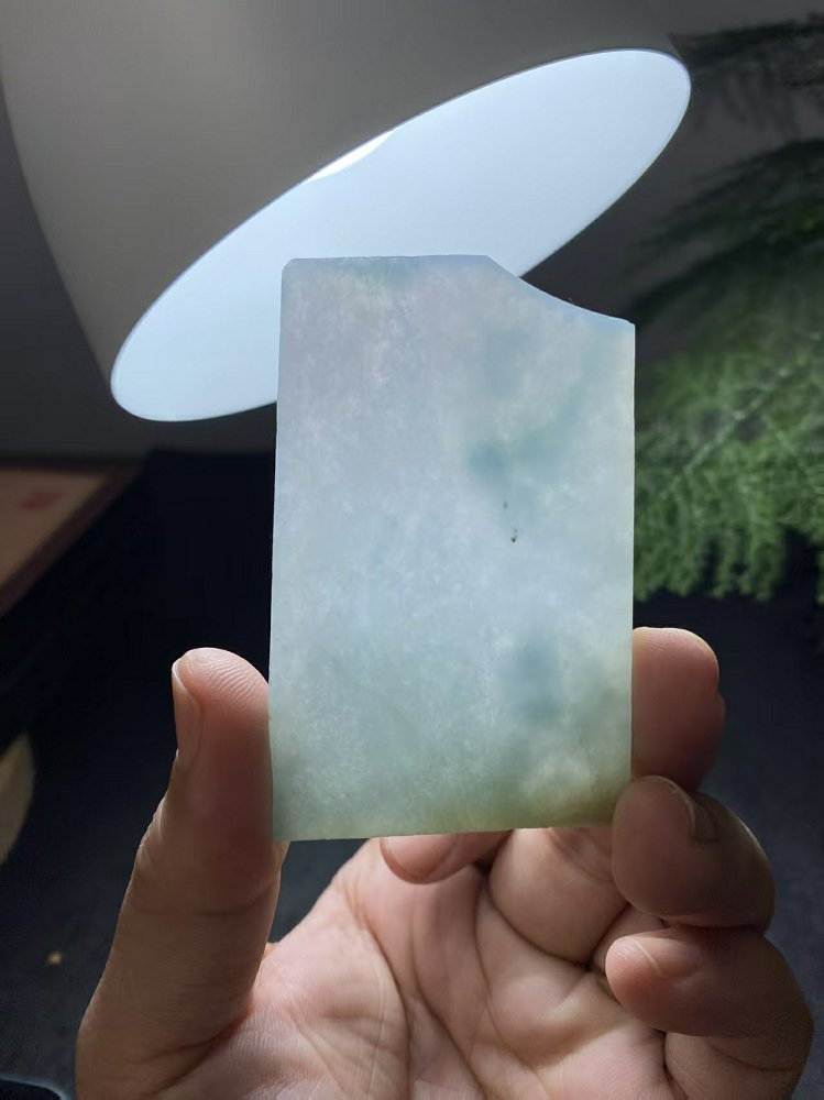 冰底飘花带黄翡翡翠方牌料   天然 A 货冰种飘花原石明料
