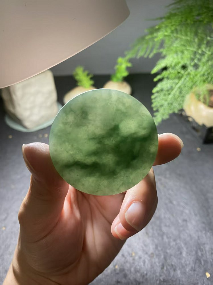冰种满绿飘花翡翠圆牌料 天然 A 货原石明料