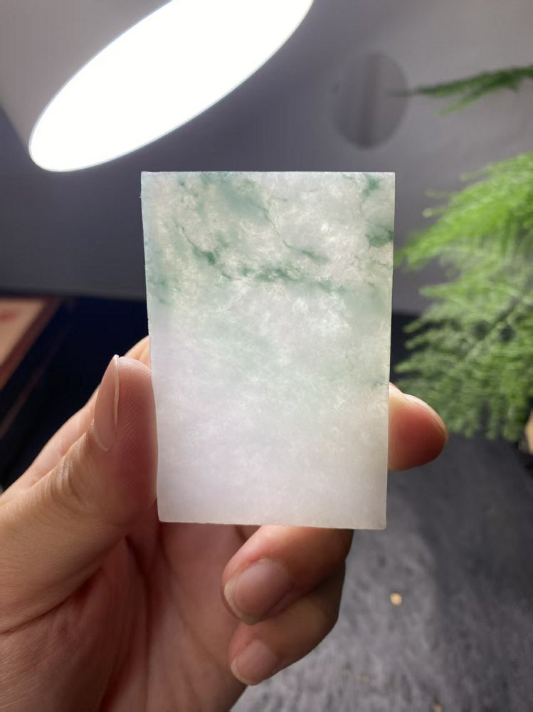 冰种白地飘绿翡翠方牌料 天然 A 货原石明料