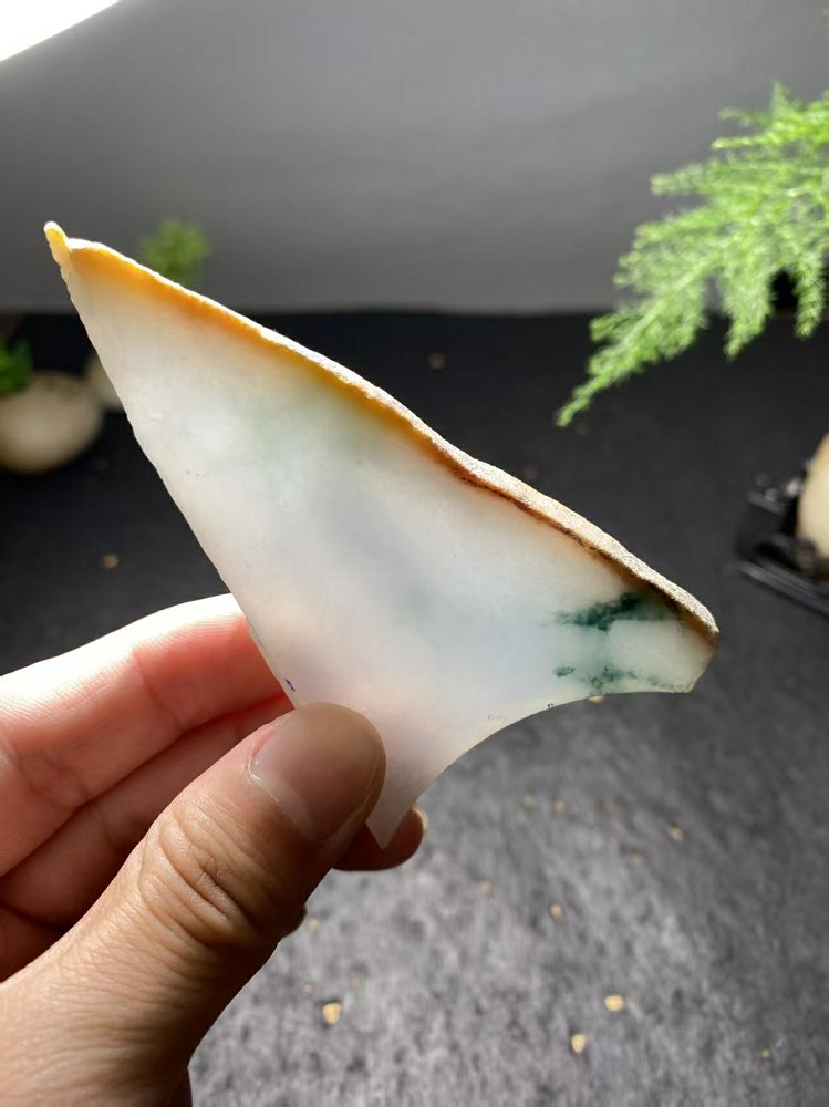 冰种冰白飘黄翡翡翠三角料 天然 A 货原石明料
