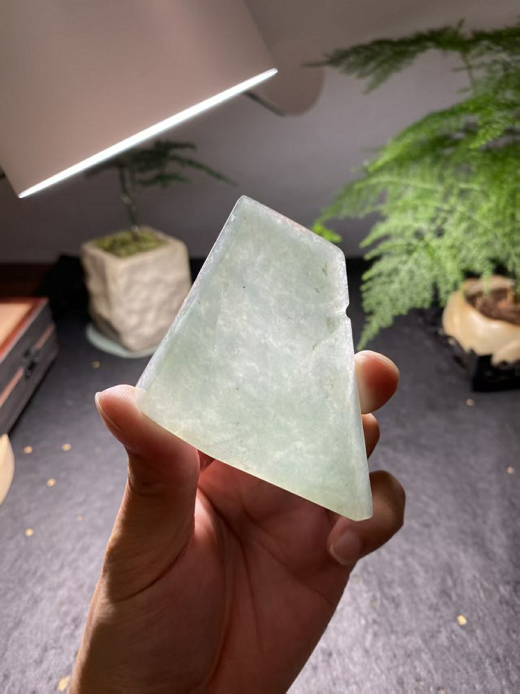 冰种晴水绿翡翠三角料 天然 A 货原石明料