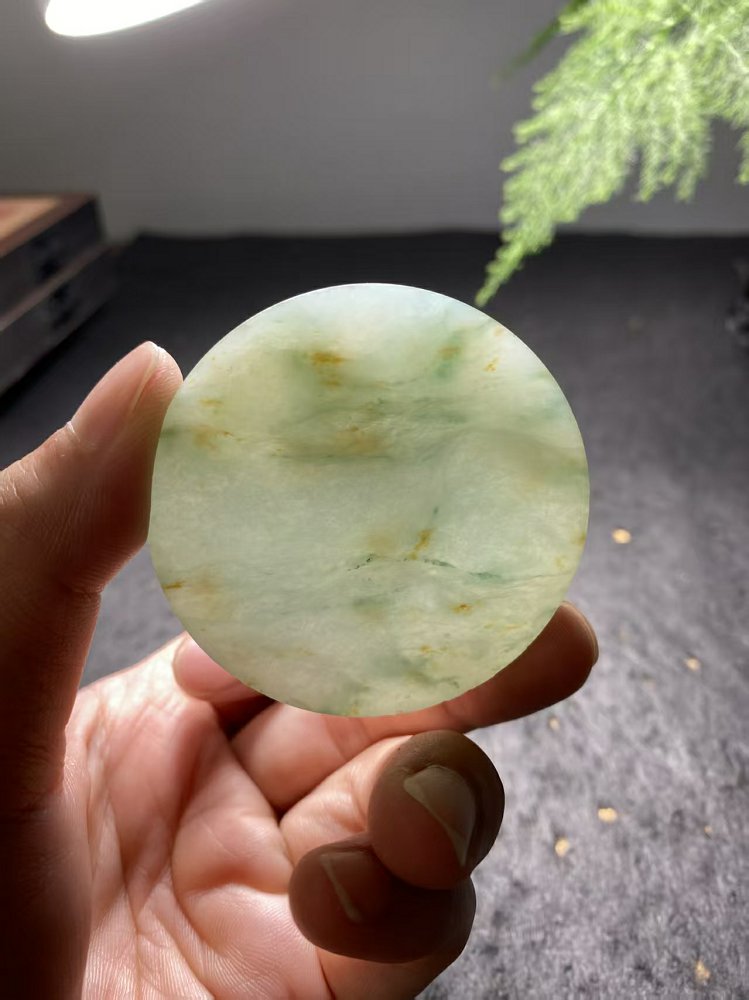冰种晴水绿飘黄翡翡翠圆牌料 天然 A 货原石明料