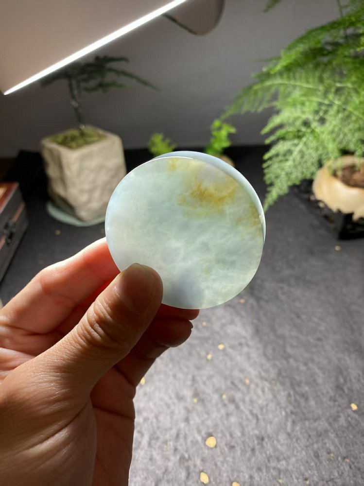 冰种晴水绿飘黄翡翡翠圆牌料 天然 A 货原石明料
