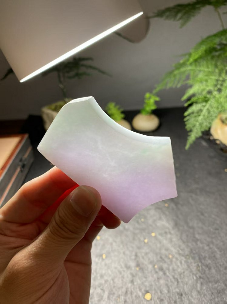 冰种冰白飘淡紫翡翠随形料 天然 A 货原石明料