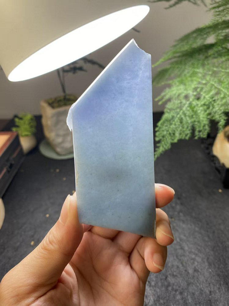 冰种淡蓝底翡翠随形料 天然 A 货原石明料