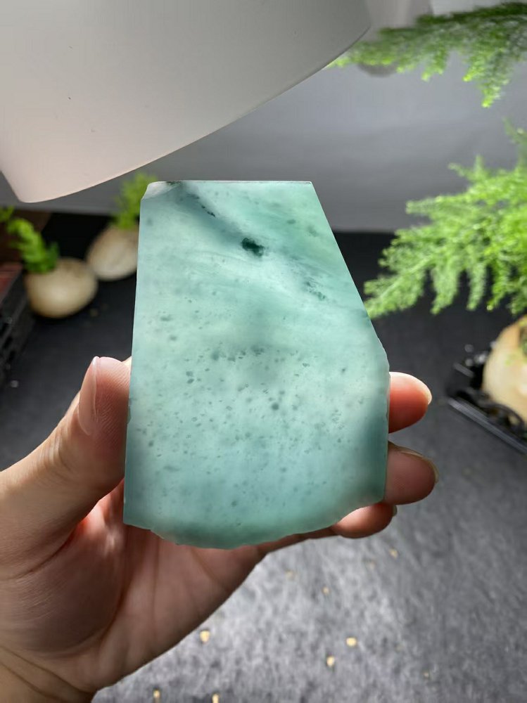 冰种晴水绿飘墨翠翡翠随形料 天然 A 货原石明料