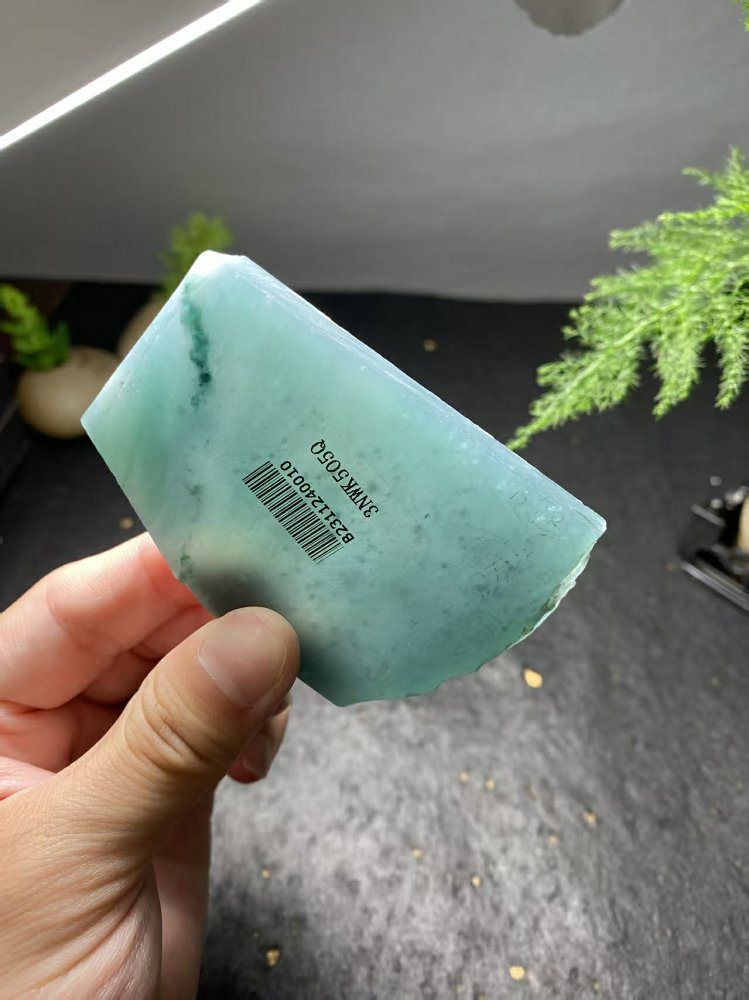 冰种晴水绿飘墨翠翡翠随形料 天然 A 货原石明料