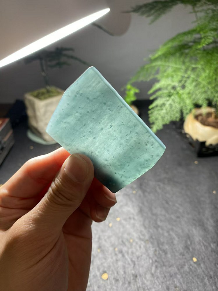 冰种晴水绿翡翠随形牌料 天然 A 货原石明料