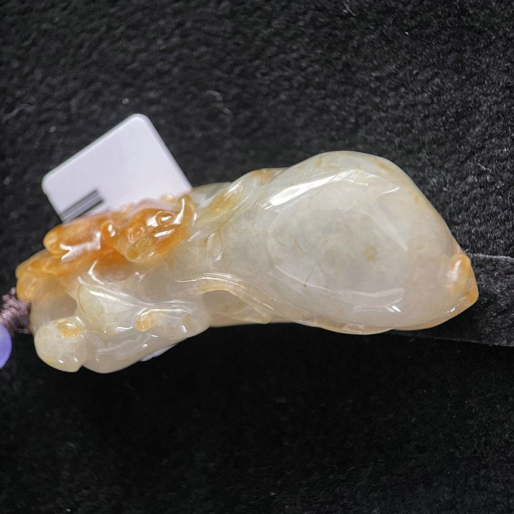 金翡瑞兽 天然 A 货翡翠冰糯种黄翡瑞兽素雕吊坠