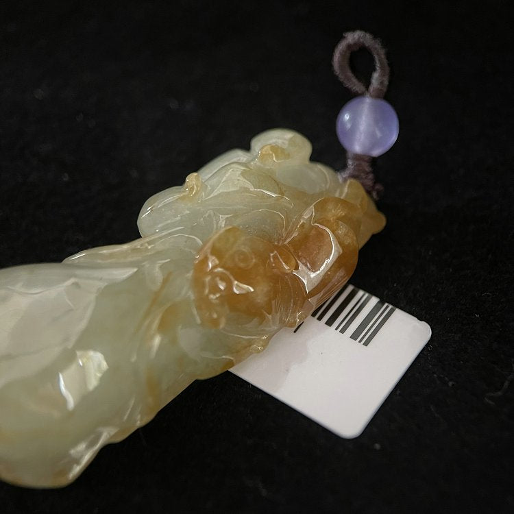 金翡瑞兽 天然 A 货翡翠冰糯种黄翡瑞兽素雕吊坠