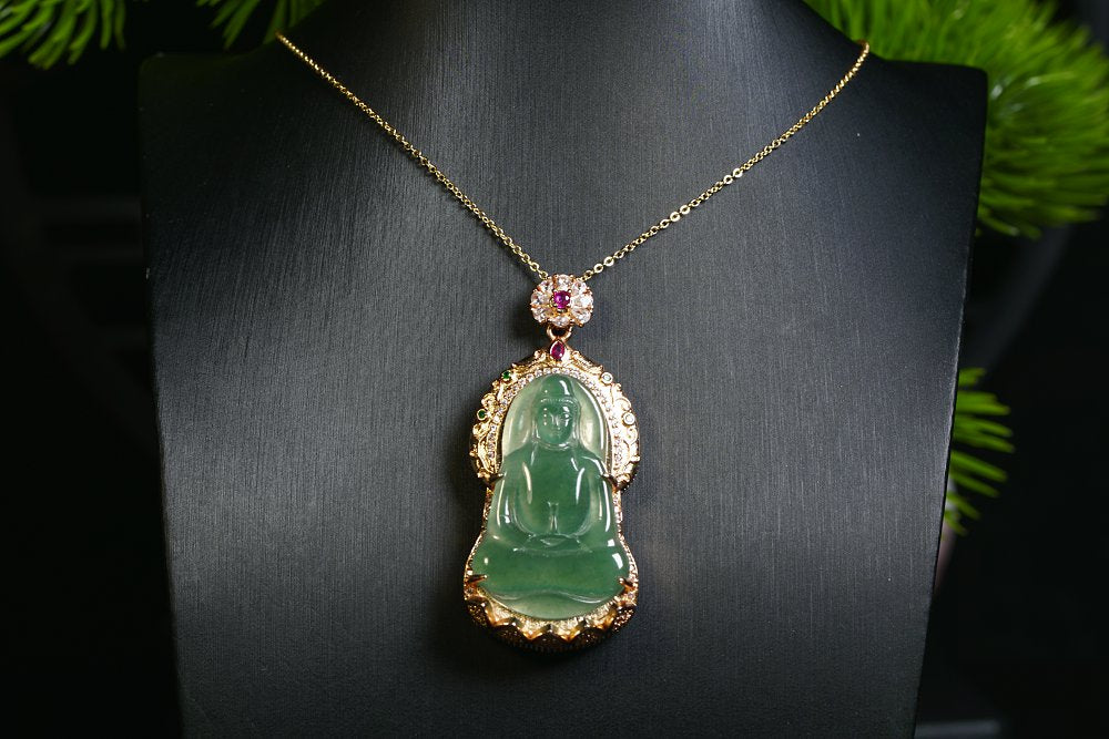 金翠慈祥 天然 A 货翡翠冰种晴水佛金镶钻吊坠