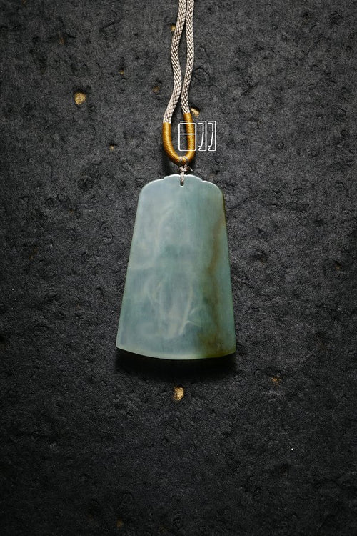 翠韵观音 天然 A 货翡翠冰种飘黄翡观音牌挂坠