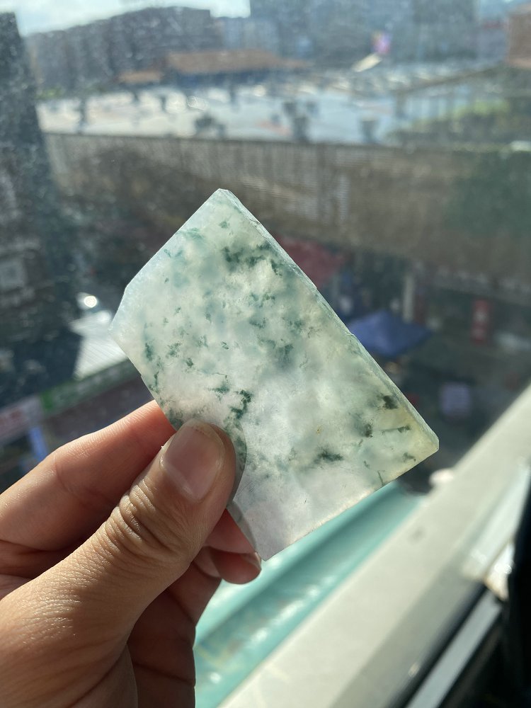 翠雾方牌 天然 A 货冰种晴水绿飘翠翡翠方牌毛料